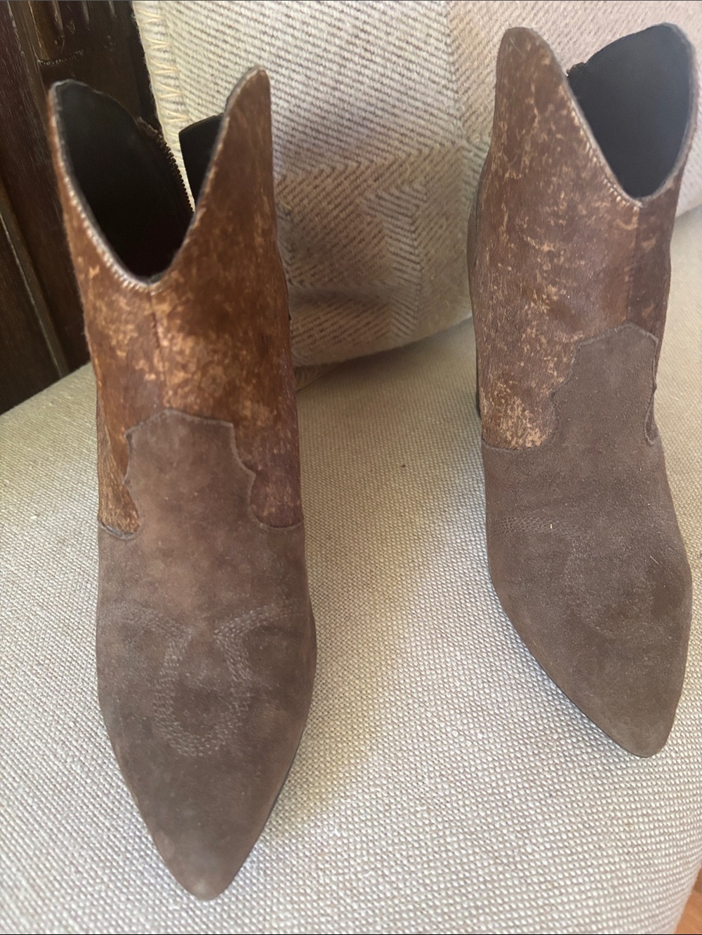 Women's Brown Suede Pointed-Toe Ankle Boots